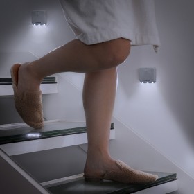 Luz LED con Sensor de Movimiento Lumtoo InnovaGood